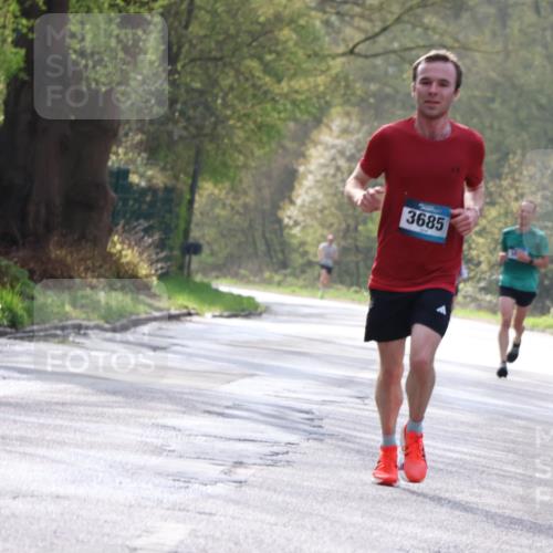 12.04.2026 - 45. Internationalen Wilhelmsburger Insellauf Yannick Fuchs http://msf.ph/oto/9475261 12.04.2026 10:08:17 Laufen 3685, 2814 meine-sportfotos.de