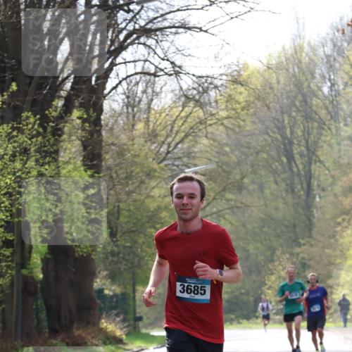 12.04.2026 - 45. Internationalen Wilhelmsburger Insellauf Yannick Fuchs http://msf.ph/oto/9475266 12.04.2026 10:08:19 Laufen 3685 meine-sportfotos.de
