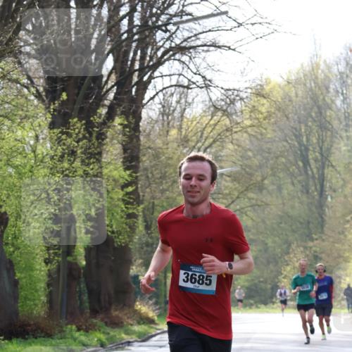 12.04.2026 - 45. Internationalen Wilhelmsburger Insellauf Yannick Fuchs http://msf.ph/oto/9475276 12.04.2026 10:08:19 Laufen 3685, 2016 meine-sportfotos.de