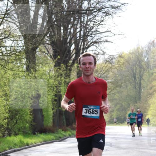 12.04.2026 - 45. Internationalen Wilhelmsburger Insellauf Yannick Fuchs http://msf.ph/oto/9475288 12.04.2026 10:08:20 Laufen 45, 3685 meine-sportfotos.de
