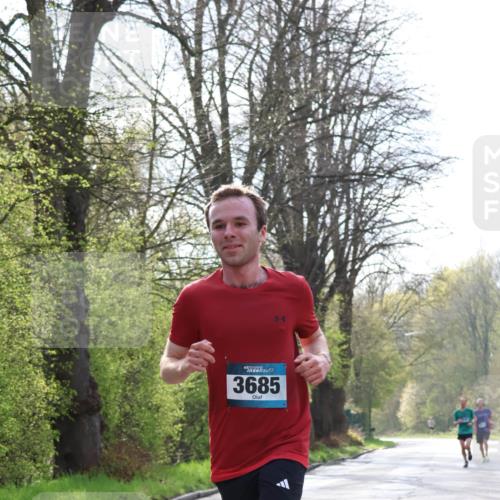 12.04.2026 - 45. Internationalen Wilhelmsburger Insellauf Yannick Fuchs http://msf.ph/oto/9475298 12.04.2026 10:08:21 Laufen 45, 3685 meine-sportfotos.de