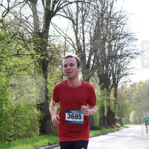 12.04.2026 - 45. Internationalen Wilhelmsburger Insellauf Yannick Fuchs http://msf.ph/oto/9475300 12.04.2026 10:08:21 Laufen 3685 meine-sportfotos.de