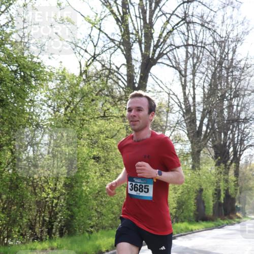 12.04.2026 - 45. Internationalen Wilhelmsburger Insellauf Yannick Fuchs http://msf.ph/oto/9475301 12.04.2026 10:08:21 Laufen 3685 meine-sportfotos.de