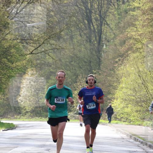 12.04.2026 - 45. Internationalen Wilhelmsburger Insellauf Yannick Fuchs http://msf.ph/oto/9475322 12.04.2026 10:08:24 Laufen 5838, 2819 meine-sportfotos.de
