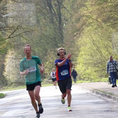 12.04.2026 - 45. Internationalen Wilhelmsburger Insellauf Yannick Fuchs http://msf.ph/oto/9475328 12.04.2026 10:08:24 Laufen 5838, 2819 meine-sportfotos.de