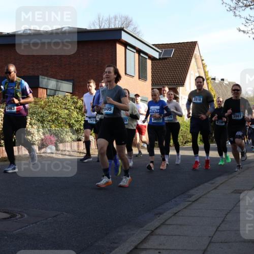 12.04.2026 - 45. Internationalen Wilhelmsburger Insellauf Yannick Fuchs http://msf.ph/oto/9475340 12.04.2026 09:01:33 Laufen 3463, 2419, 5605, 37, 3607, 2269, 2818, 4396, 3997, 324 meine-sportfotos.de