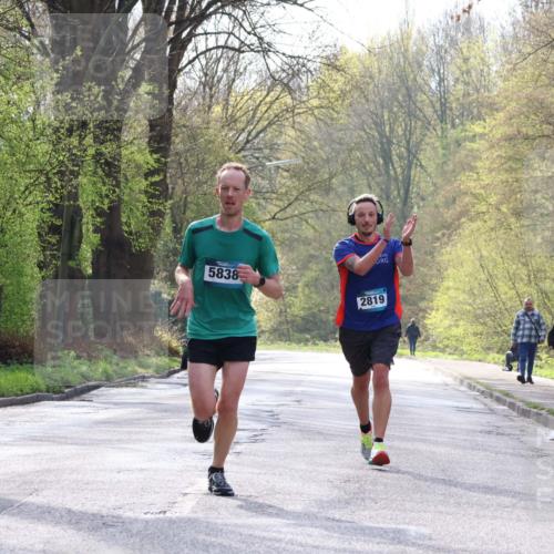 12.04.2026 - 45. Internationalen Wilhelmsburger Insellauf Yannick Fuchs http://msf.ph/oto/9475348 12.04.2026 10:08:28 Laufen 5838, 2819 meine-sportfotos.de