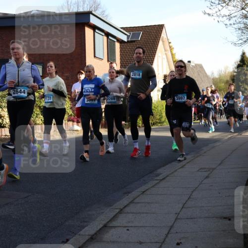 12.04.2026 - 45. Internationalen Wilhelmsburger Insellauf Yannick Fuchs http://msf.ph/oto/9475355 12.04.2026 09:01:34 Laufen 05, 2644, 2137, 3007, 2269, 2818, 3997, 2124, 5615 meine-sportfotos.de