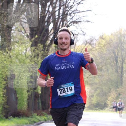 12.04.2026 - 45. Internationalen Wilhelmsburger Insellauf Yannick Fuchs http://msf.ph/oto/9475374 12.04.2026 10:08:30 Laufen 4, 2819 meine-sportfotos.de
