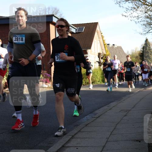 12.04.2026 - 45. Internationalen Wilhelmsburger Insellauf Yannick Fuchs http://msf.ph/oto/9475379 12.04.2026 09:01:35 Laufen 3607, 298, 2818, 39, 4513, 5615, 554, 2324 meine-sportfotos.de