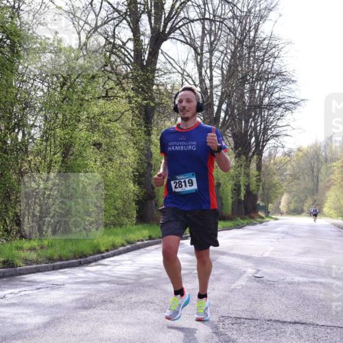 12.04.2026 - 45. Internationalen Wilhelmsburger Insellauf Yannick Fuchs http://msf.ph/oto/9475389 12.04.2026 10:08:31 Laufen 2819 meine-sportfotos.de