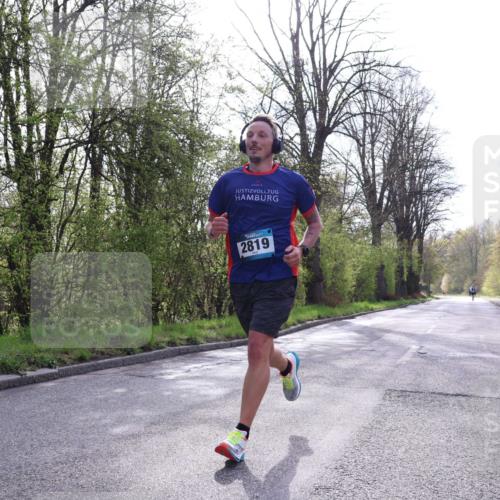 12.04.2026 - 45. Internationalen Wilhelmsburger Insellauf Yannick Fuchs http://msf.ph/oto/9475396 12.04.2026 10:08:32 Laufen 2819 meine-sportfotos.de