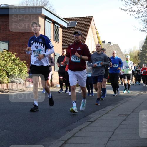 12.04.2026 - 45. Internationalen Wilhelmsburger Insellauf Yannick Fuchs http://msf.ph/oto/9475441 12.04.2026 09:01:41 Laufen 5352, 5319, 717, 3844, 2828, 4675 meine-sportfotos.de