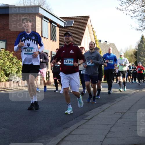 12.04.2026 - 45. Internationalen Wilhelmsburger Insellauf Yannick Fuchs http://msf.ph/oto/9475444 12.04.2026 09:01:41 Laufen 5352, 5319, 4717, 384, 2828 meine-sportfotos.de
