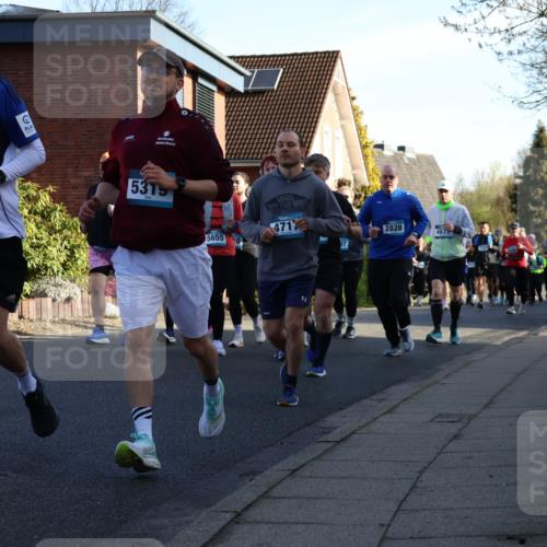 12.04.2026 - 45. Internationalen Wilhelmsburger Insellauf Yannick Fuchs http://msf.ph/oto/9475453 12.04.2026 09:01:41 Laufen 5352, 5315, 5655, 10, 471, 97, 2828, 4675 meine-sportfotos.de