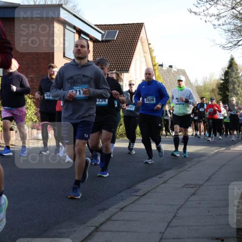 12.04.2026 - 45. Internationalen Wilhelmsburger Insellauf Yannick Fuchs http://msf.ph/oto/9475462 12.04.2026 09:01:42 Laufen 5319, 368, 717, 334, 2597, 14, 2828, 4675, 2267, 2368, 4500 meine-sportfotos.de
