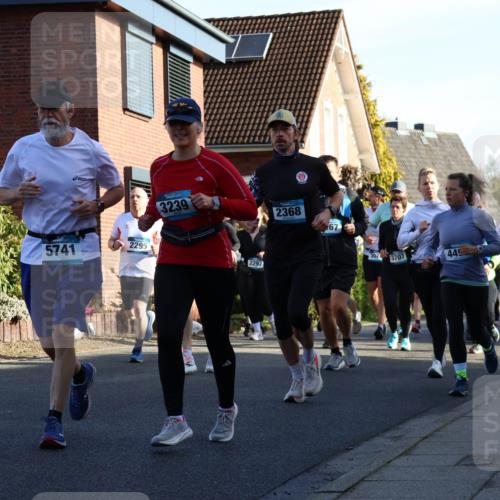 12.04.2026 - 45. Internationalen Wilhelmsburger Insellauf Yannick Fuchs http://msf.ph/oto/9475494 12.04.2026 09:01:48 Laufen 962, 5741, 2295, 3239, 2297, 2368, 67, 4500, 302, 3707, 445, 4215 meine-sportfotos.de