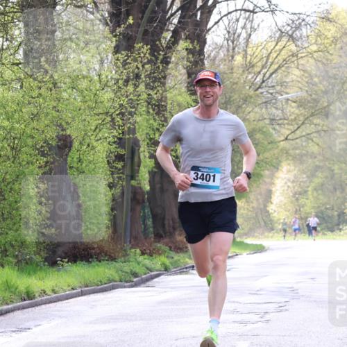 12.04.2026 - 45. Internationalen Wilhelmsburger Insellauf Yannick Fuchs http://msf.ph/oto/9475512 12.04.2026 10:08:54 Laufen 3401 meine-sportfotos.de