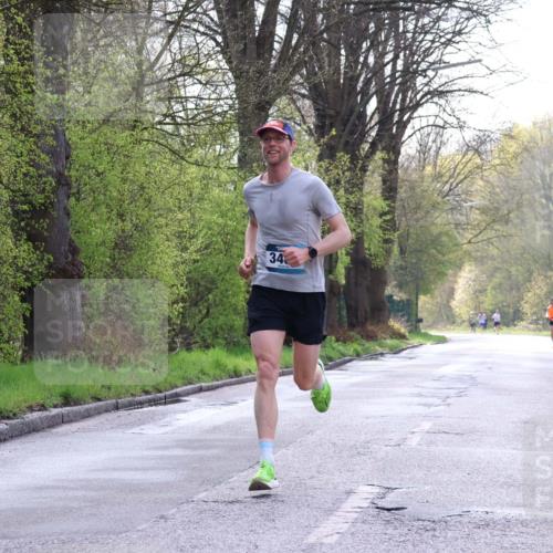 12.04.2026 - 45. Internationalen Wilhelmsburger Insellauf Yannick Fuchs http://msf.ph/oto/9475530 12.04.2026 10:08:55 Laufen 34 meine-sportfotos.de