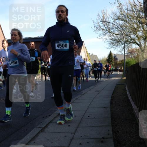 12.04.2026 - 45. Internationalen Wilhelmsburger Insellauf Yannick Fuchs http://msf.ph/oto/9475535 12.04.2026 09:01:51 Laufen 2295, 221, 267, 4499, 2297, 4500 meine-sportfotos.de