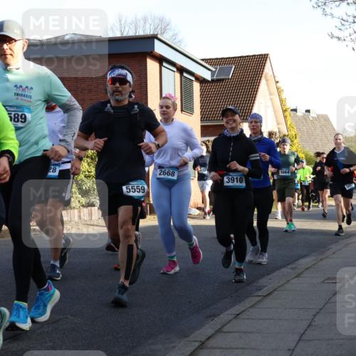 12.04.2026 - 45. Internationalen Wilhelmsburger Insellauf Yannick Fuchs http://msf.ph/oto/9475559 12.04.2026 09:01:54 Laufen 4066, 589, 5664, 28, 2668, 3910, 5559, 50 meine-sportfotos.de