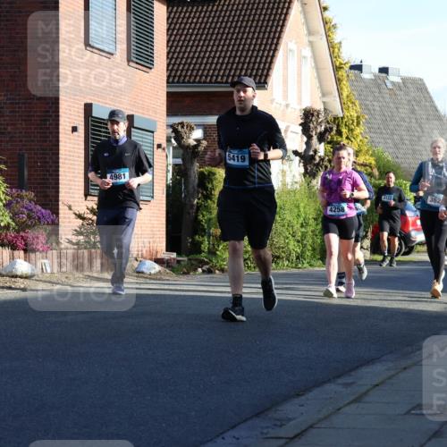 12.04.2026 - 45. Internationalen Wilhelmsburger Insellauf Yannick Fuchs http://msf.ph/oto/9475617 12.04.2026 09:02:02 Laufen 4981, 5419, 3122, 362, 4257, 3123, 4258 meine-sportfotos.de