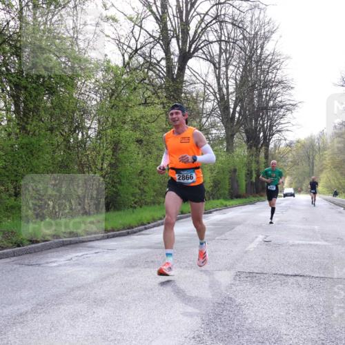 12.04.2026 - 45. Internationalen Wilhelmsburger Insellauf Yannick Fuchs http://msf.ph/oto/9475633 12.04.2026 10:09:11 Laufen 2866, 3682 meine-sportfotos.de
