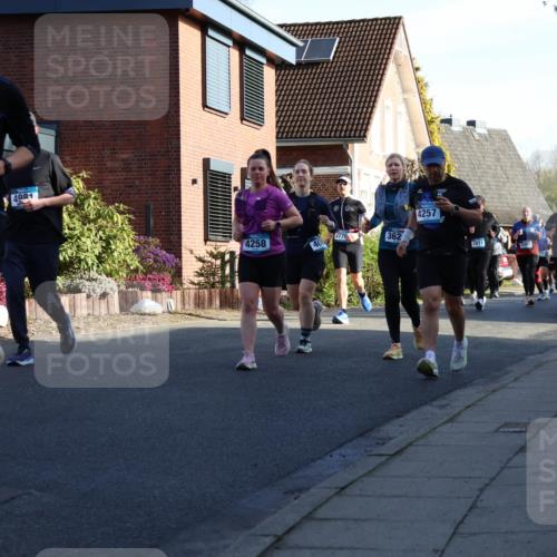 12.04.2026 - 45. Internationalen Wilhelmsburger Insellauf Yannick Fuchs http://msf.ph/oto/9475647 12.04.2026 09:02:04 Laufen 5419, 4021, 4257, 2778, 362, 4258, 2811, 1398, 4596, 3124 meine-sportfotos.de