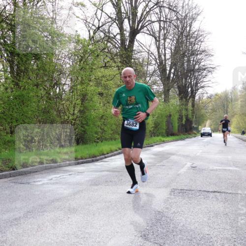 12.04.2026 - 45. Internationalen Wilhelmsburger Insellauf Yannick Fuchs http://msf.ph/oto/9475660 12.04.2026 10:09:13 Laufen 3682 meine-sportfotos.de