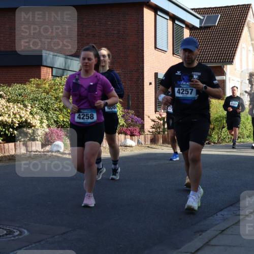12.04.2026 - 45. Internationalen Wilhelmsburger Insellauf Yannick Fuchs http://msf.ph/oto/9475664 12.04.2026 09:02:06 Laufen 4258, 408, 10, 4257, 3122, 2811, 4564, 3399, 4596 meine-sportfotos.de