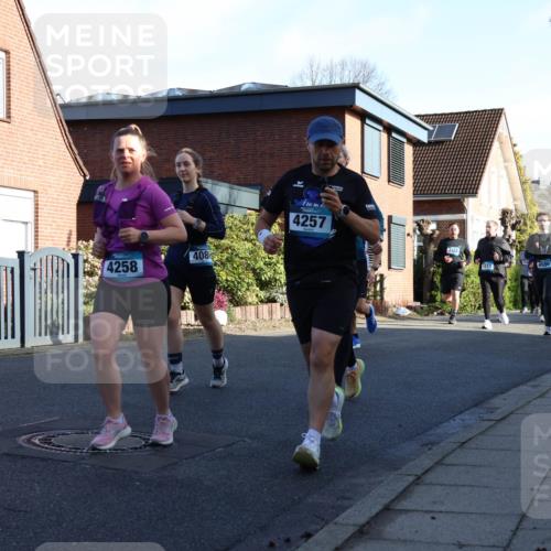 12.04.2026 - 45. Internationalen Wilhelmsburger Insellauf Yannick Fuchs http://msf.ph/oto/9475675 12.04.2026 09:02:07 Laufen 408, 4258, 4257, 3122, 2811, 4596, 3124 meine-sportfotos.de