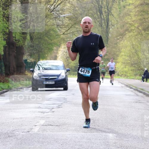 12.04.2026 - 45. Internationalen Wilhelmsburger Insellauf Yannick Fuchs http://msf.ph/oto/9475678 12.04.2026 10:09:15 Laufen 890, 4475 meine-sportfotos.de
