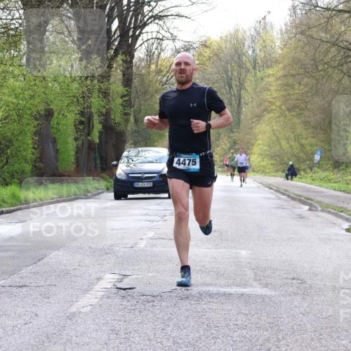 12.04.2026 - 45. Internationalen Wilhelmsburger Insellauf Yannick Fuchs http://msf.ph/oto/9475697 12.04.2026 10:09:16 Laufen 890, 4475 meine-sportfotos.de