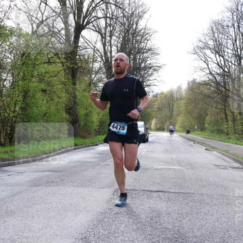 12.04.2026 - 45. Internationalen Wilhelmsburger Insellauf Yannick Fuchs http://msf.ph/oto/9475722 12.04.2026 10:09:18 Laufen 4475 meine-sportfotos.de