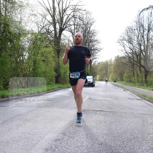 12.04.2026 - 45. Internationalen Wilhelmsburger Insellauf Yannick Fuchs http://msf.ph/oto/9475725 12.04.2026 10:09:18 Laufen 4475 meine-sportfotos.de