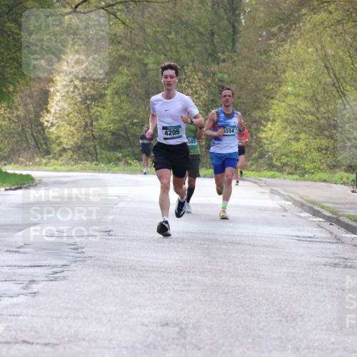 12.04.2026 - 45. Internationalen Wilhelmsburger Insellauf Yannick Fuchs http://msf.ph/oto/9475754 12.04.2026 10:09:22 Laufen 4205, 583, 5554, 41 meine-sportfotos.de