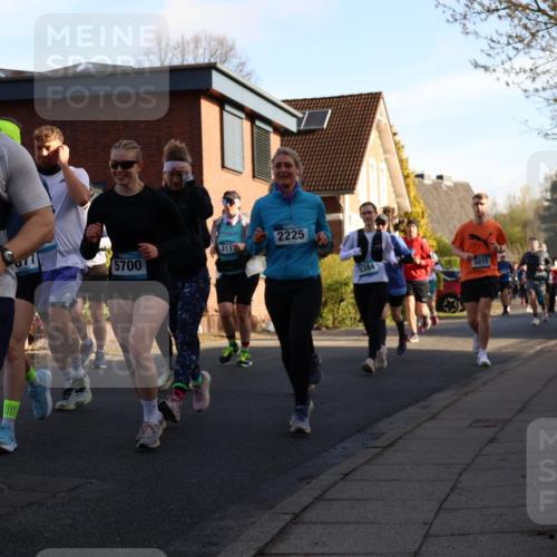 12.04.2026 - 45. Internationalen Wilhelmsburger Insellauf Yannick Fuchs http://msf.ph/oto/9475772 12.04.2026 09:02:18 Laufen 2665, 5700, 311, 2225, 3384, 3015 meine-sportfotos.de