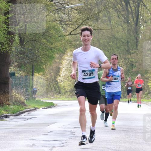 12.04.2026 - 45. Internationalen Wilhelmsburger Insellauf Yannick Fuchs http://msf.ph/oto/9475783 12.04.2026 10:09:26 Laufen 4205, 45, 6554, 3644 meine-sportfotos.de