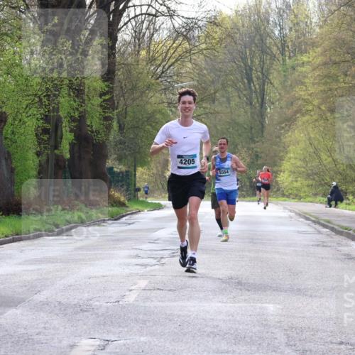 12.04.2026 - 45. Internationalen Wilhelmsburger Insellauf Yannick Fuchs http://msf.ph/oto/9475797 12.04.2026 10:09:27 Laufen 4205, 5554 meine-sportfotos.de