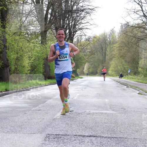 12.04.2026 - 45. Internationalen Wilhelmsburger Insellauf Yannick Fuchs http://msf.ph/oto/9475869 12.04.2026 10:09:33 Laufen 5554 meine-sportfotos.de