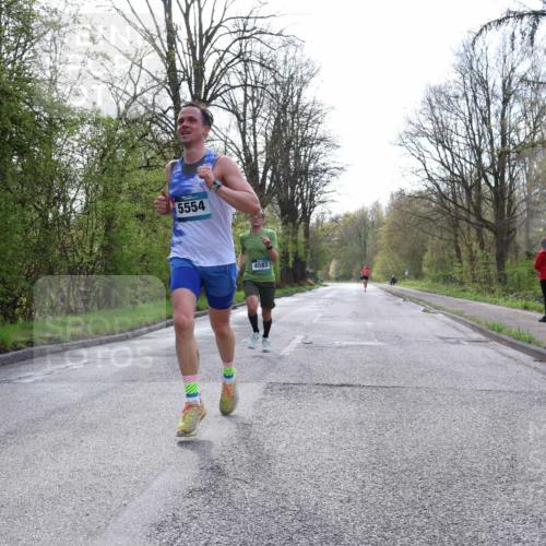 12.04.2026 - 45. Internationalen Wilhelmsburger Insellauf Yannick Fuchs http://msf.ph/oto/9475885 12.04.2026 10:09:34 Laufen 5554, 4583 meine-sportfotos.de