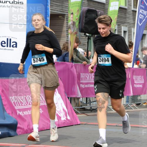 12.04.2026 - 45. Internationalen Wilhelmsburger Insellauf Strokosch-Dieckow http://msf.ph/oto/9475889 12.04.2026 13:31:45 Ziel 5745, 2494 meine-sportfotos.de