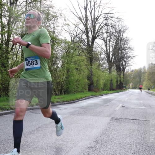 12.04.2026 - 45. Internationalen Wilhelmsburger Insellauf Yannick Fuchs http://msf.ph/oto/9475907 12.04.2026 10:09:35 Laufen 4583 meine-sportfotos.de