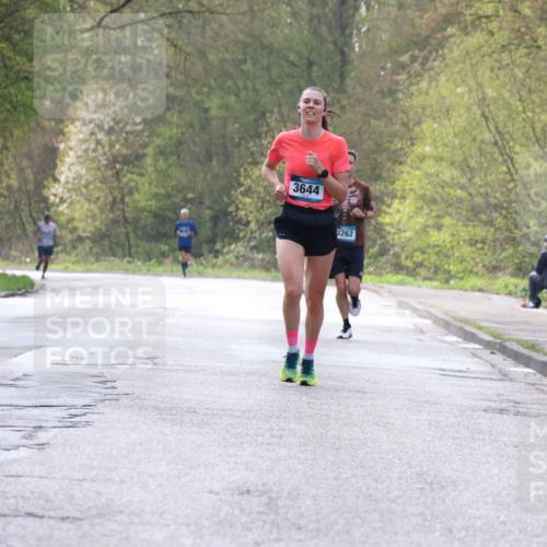 12.04.2026 - 45. Internationalen Wilhelmsburger Insellauf Yannick Fuchs http://msf.ph/oto/9475923 12.04.2026 10:09:38 Laufen 3644, 3262, 41 meine-sportfotos.de