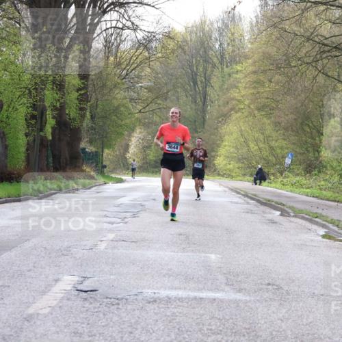 12.04.2026 - 45. Internationalen Wilhelmsburger Insellauf Yannick Fuchs http://msf.ph/oto/9475955 12.04.2026 10:09:40 Laufen 3644, 3262 meine-sportfotos.de