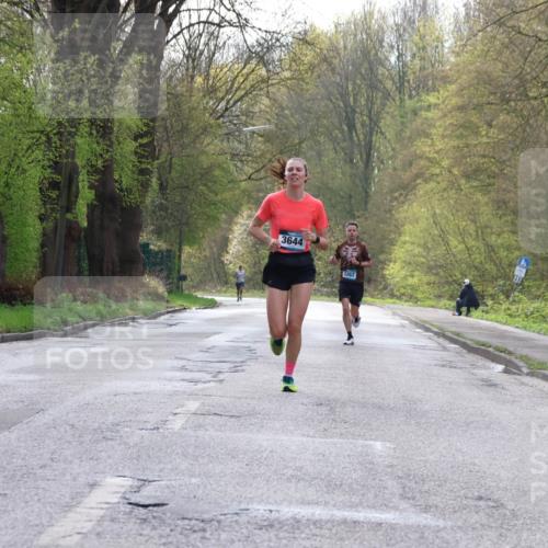 12.04.2026 - 45. Internationalen Wilhelmsburger Insellauf Yannick Fuchs http://msf.ph/oto/9475965 12.04.2026 10:09:41 Laufen 3644, 3262 meine-sportfotos.de