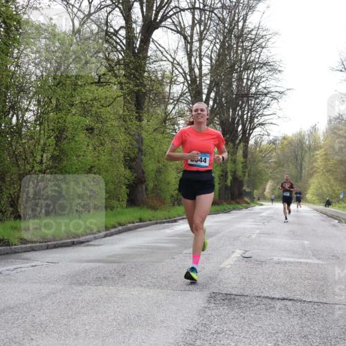 12.04.2026 - 45. Internationalen Wilhelmsburger Insellauf Yannick Fuchs http://msf.ph/oto/9475997 12.04.2026 10:09:44 Laufen 44 meine-sportfotos.de