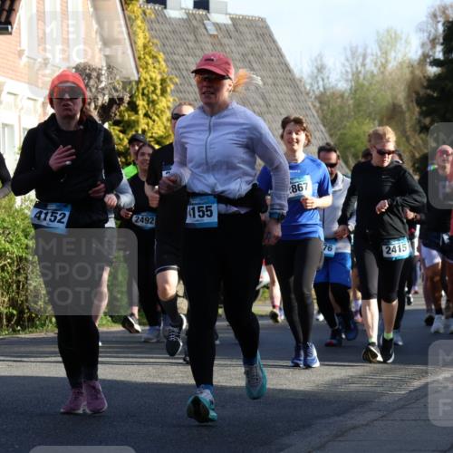 12.04.2026 - 45. Internationalen Wilhelmsburger Insellauf Yannick Fuchs http://msf.ph/oto/9476012 12.04.2026 09:02:38 Laufen 8, 155, 867, 4152, 2492, 3464, 76, 2415, 2513, 5537, 25 meine-sportfotos.de