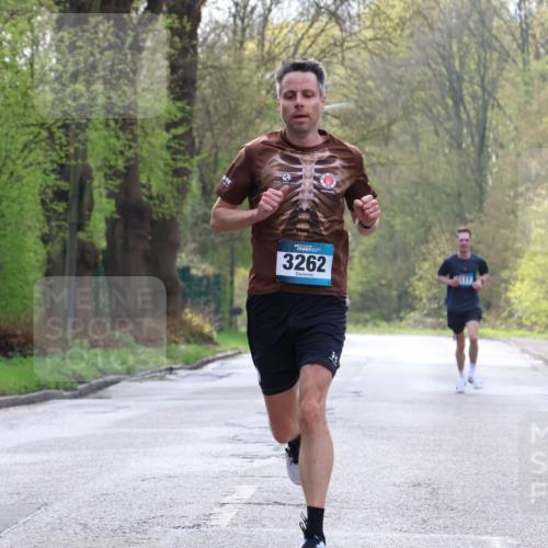 12.04.2026 - 45. Internationalen Wilhelmsburger Insellauf Yannick Fuchs http://msf.ph/oto/9476026 12.04.2026 10:09:47 Laufen 3262 meine-sportfotos.de