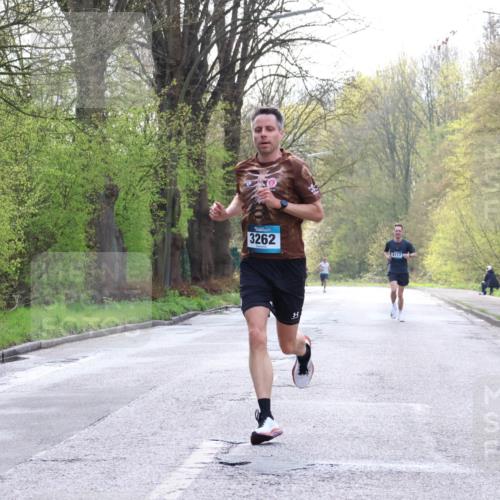 12.04.2026 - 45. Internationalen Wilhelmsburger Insellauf Yannick Fuchs http://msf.ph/oto/9476034 12.04.2026 10:09:48 Laufen 3262 meine-sportfotos.de